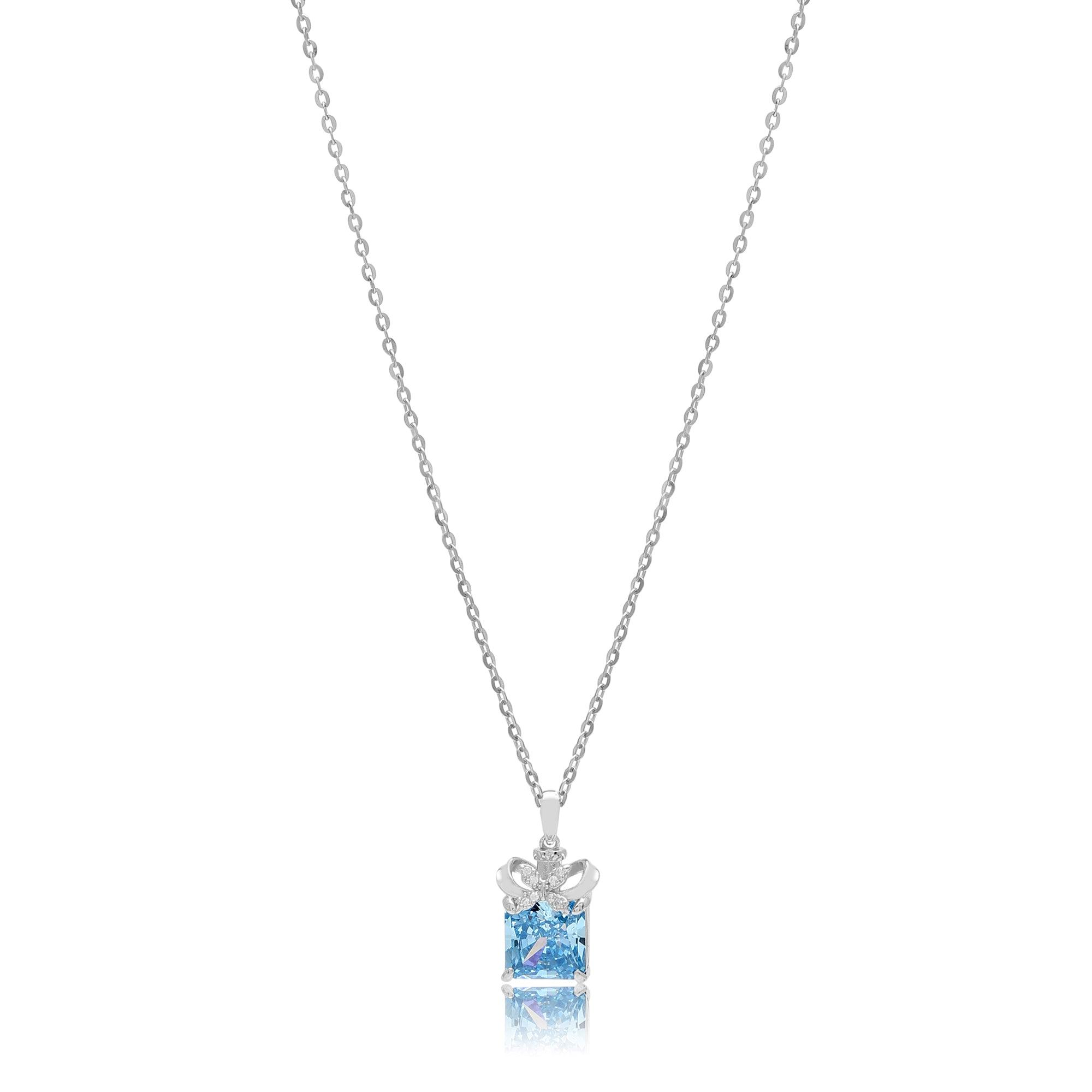 Silver Gracious blue Pendant with Link Chain