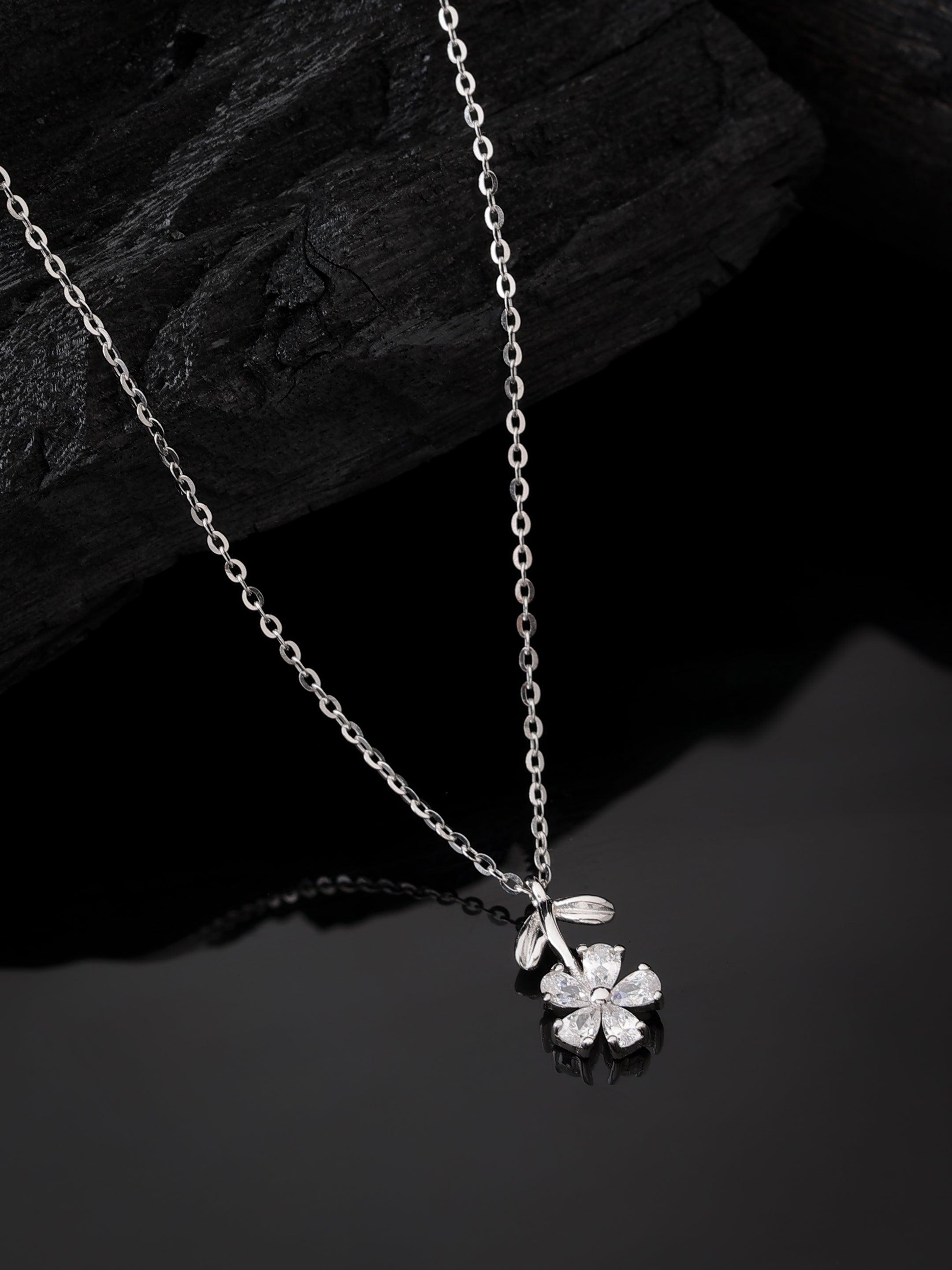 Sliver Sparkling Floral Pendant