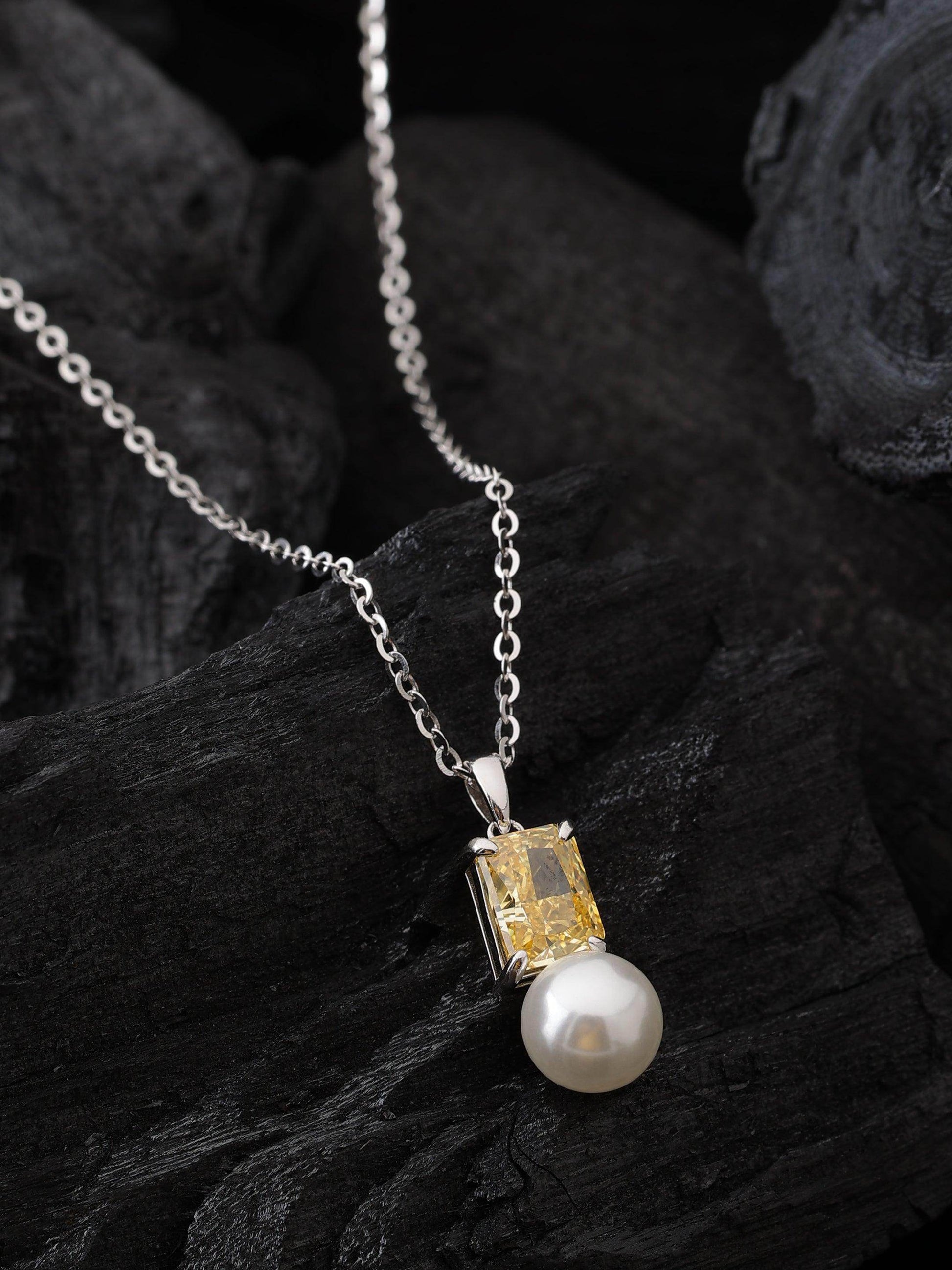 Silver Gracious yellow Pendant with Link Chain - SAAAR Jewellery