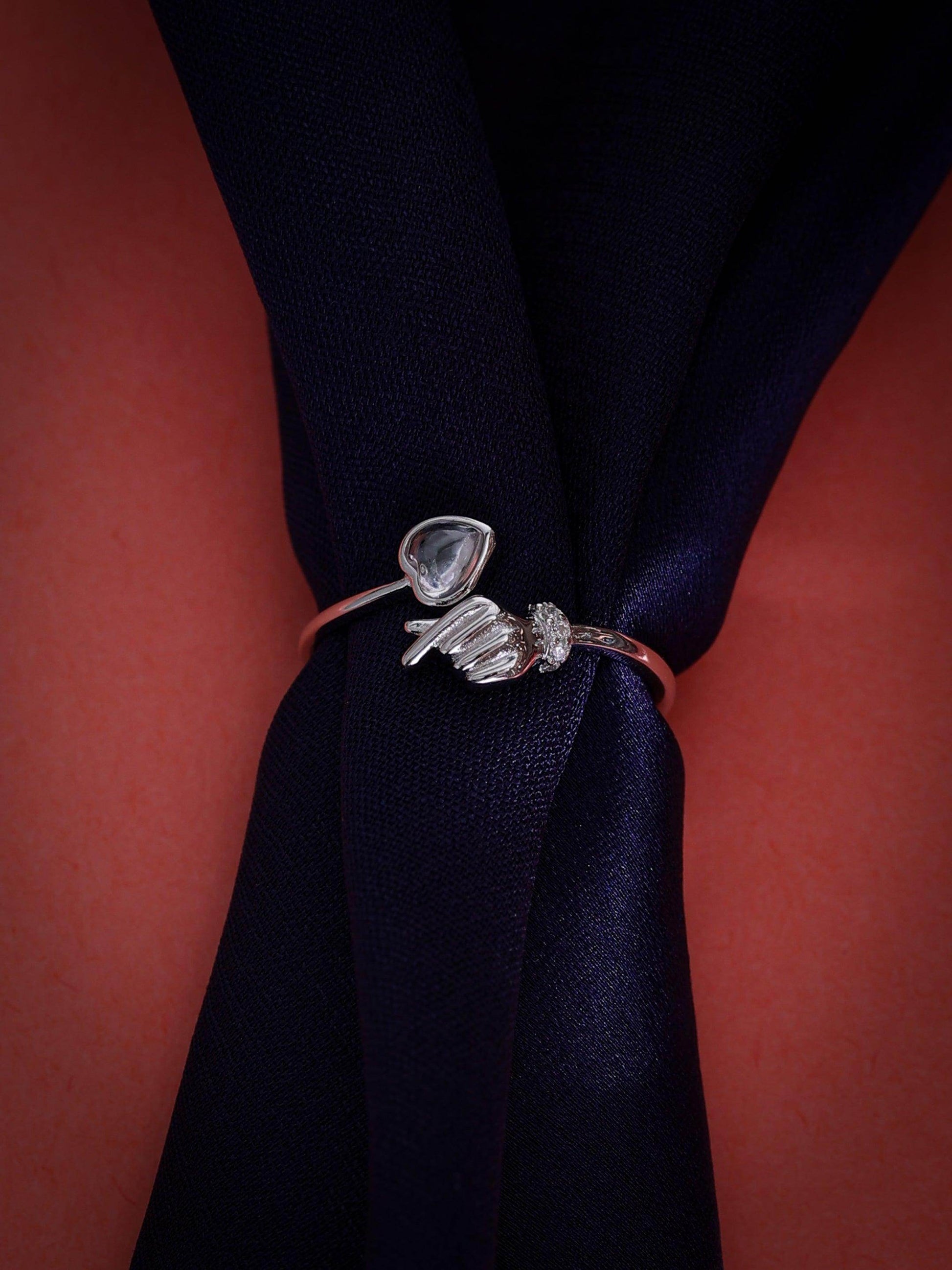 silver love me ring - SAAAR Jewellery