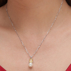 Silver Gracious yellow Pendant with Link Chain