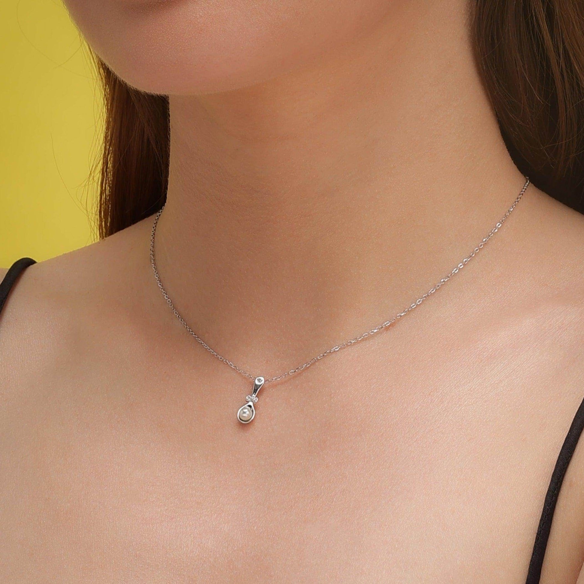 silver pearl drop pendant - SAAAR Jewellery