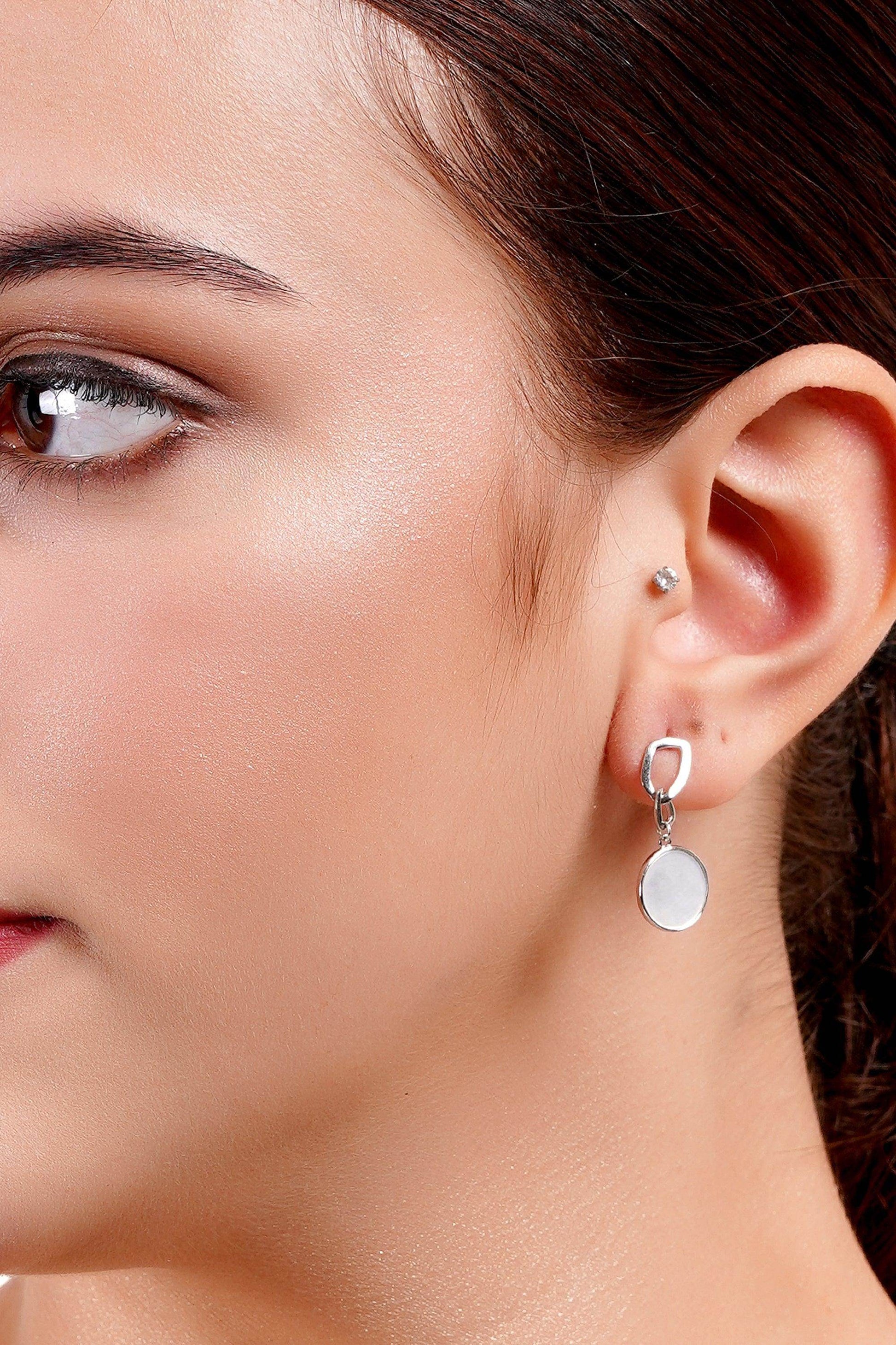 Elegant Hoop Earrings - SAAAR Jewellery