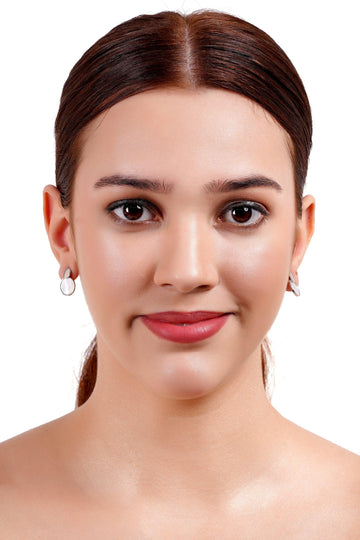 Chic Drop Earrings
