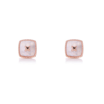 Everyday Essentials – Your go-to ear studs for effortless style.