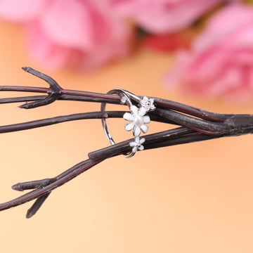 Silver Loops of Love – Celebrate your style with these elegant rings.