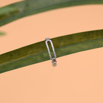 Endless Shine – 33 rings to add a touch of silver magic to your day.