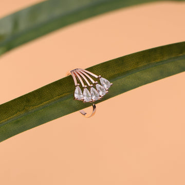 Shimmer & Shine – 33 rings to elevate your look to the next level.