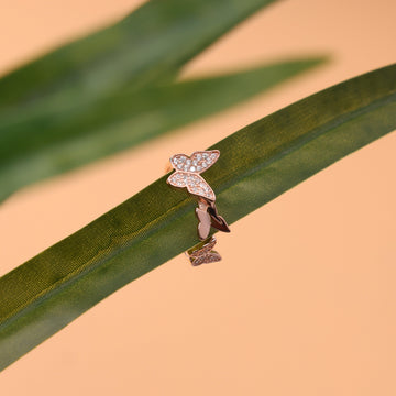 Circle of Glamour – Let your style shine with these dazzling rings.