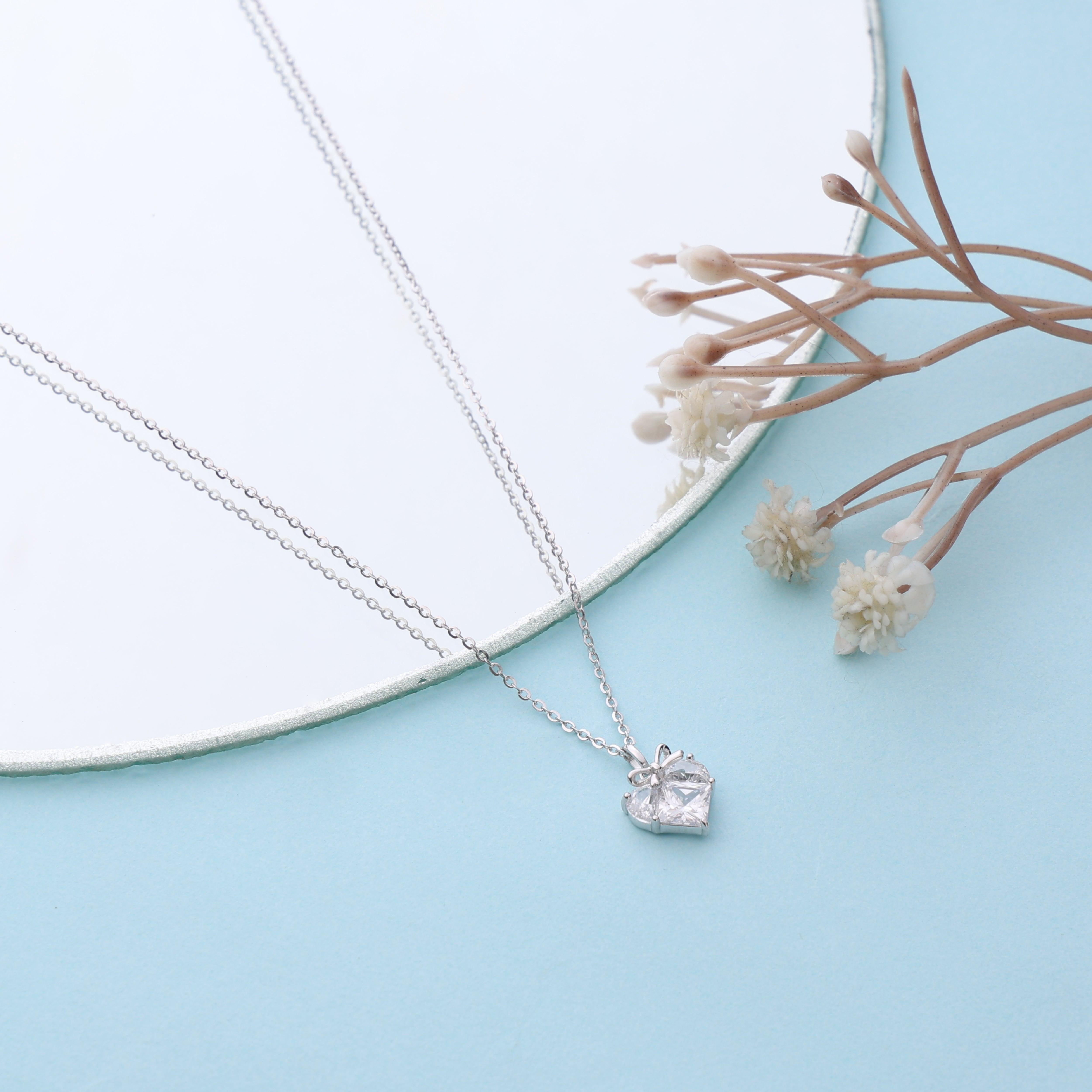 Statement Pieces – Bold pendants for those who love to stand out.