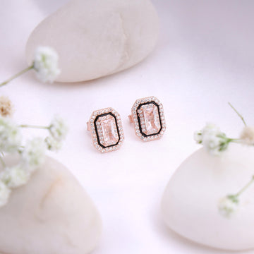 Minimal Magic – Simplicity at its finest, designed to dazzle.